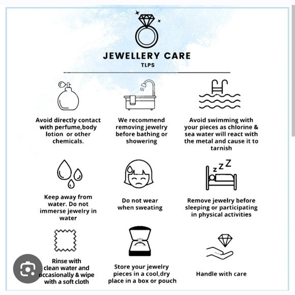 Silver Labradorite Pendant Necklace With Blue Flash - Picture 5 of 5